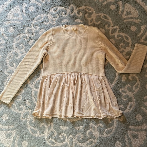 Black Swan Sweaters - Black Swan Cream Sweater Shirt